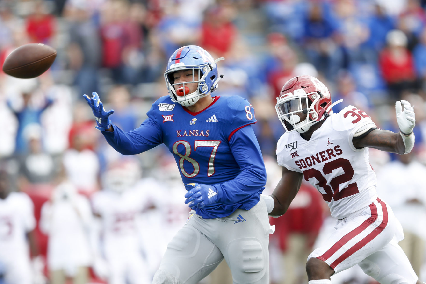 Oklahoma Sooners vs Kansas Jayhawks